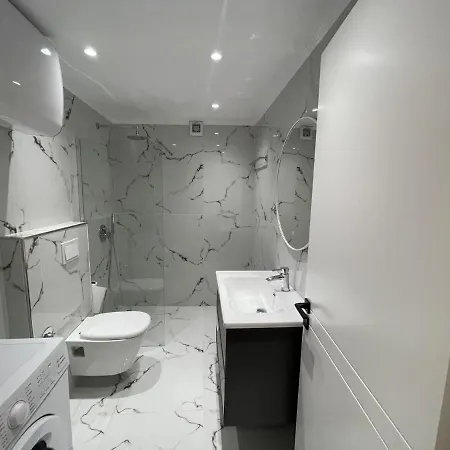 Center 1 Apartamento Tirana