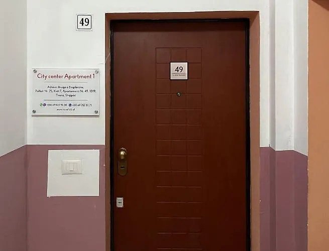 Center 1 아파트 티라나